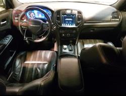 کرایسلەر 300